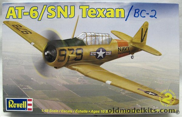 Revell 1/48 AT-6 Texan / SNJ - Naval Air Reserve NAS Glenview IL 1956 / Luke Airfield AZ 1942 (Ex-Monogram), 85-5251 plastic model kit